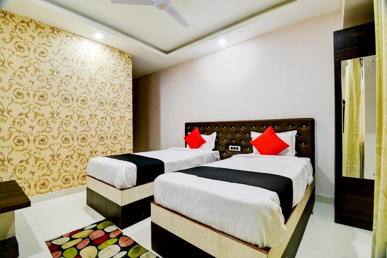 Collection O 73981 Imperial Inn Guwahati Zewnętrze zdjęcie