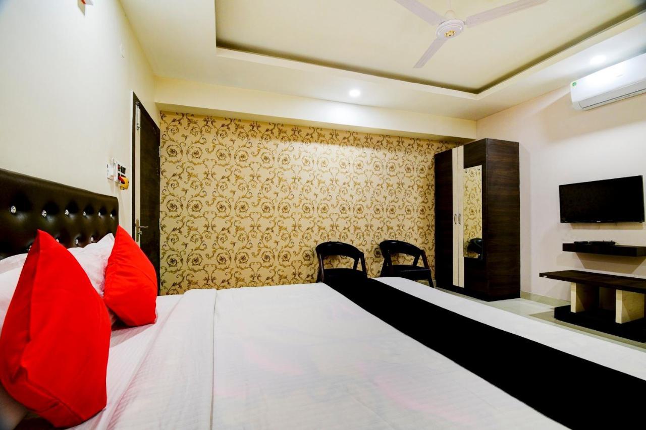 Collection O 73981 Imperial Inn Guwahati Zewnętrze zdjęcie