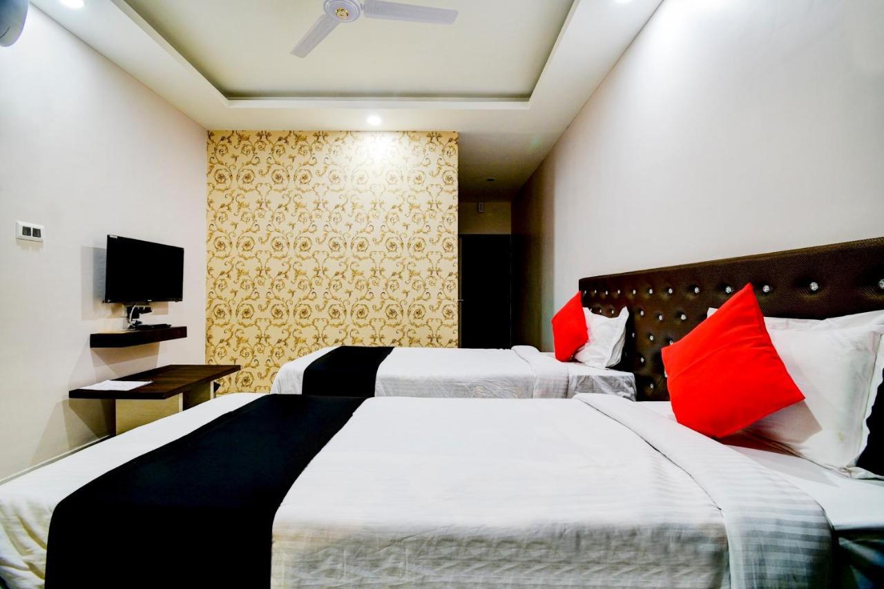 Collection O 73981 Imperial Inn Guwahati Zewnętrze zdjęcie